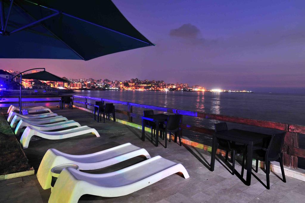 Arcada Marina Hotel Jounieh Exterior foto