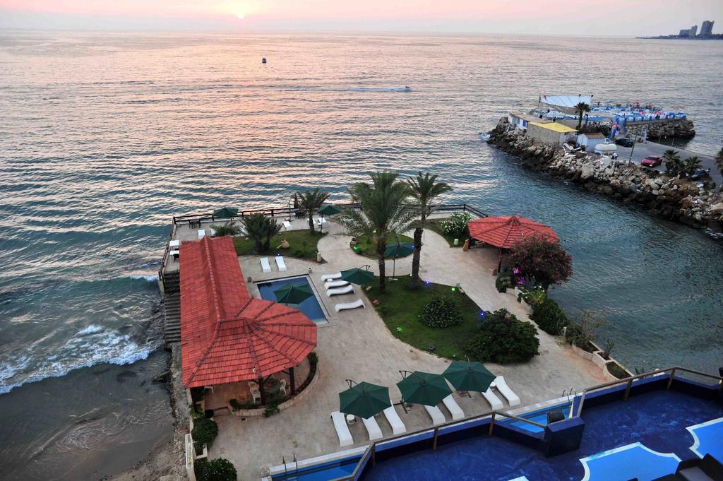 Arcada Marina Hotel Jounieh Exterior foto