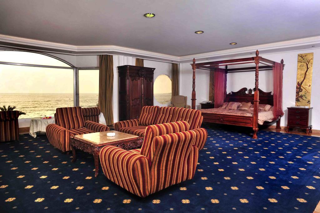 Arcada Marina Hotel Jounieh Zimmer foto