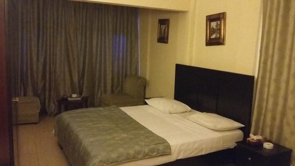 Arcada Marina Hotel Jounieh Exterior foto