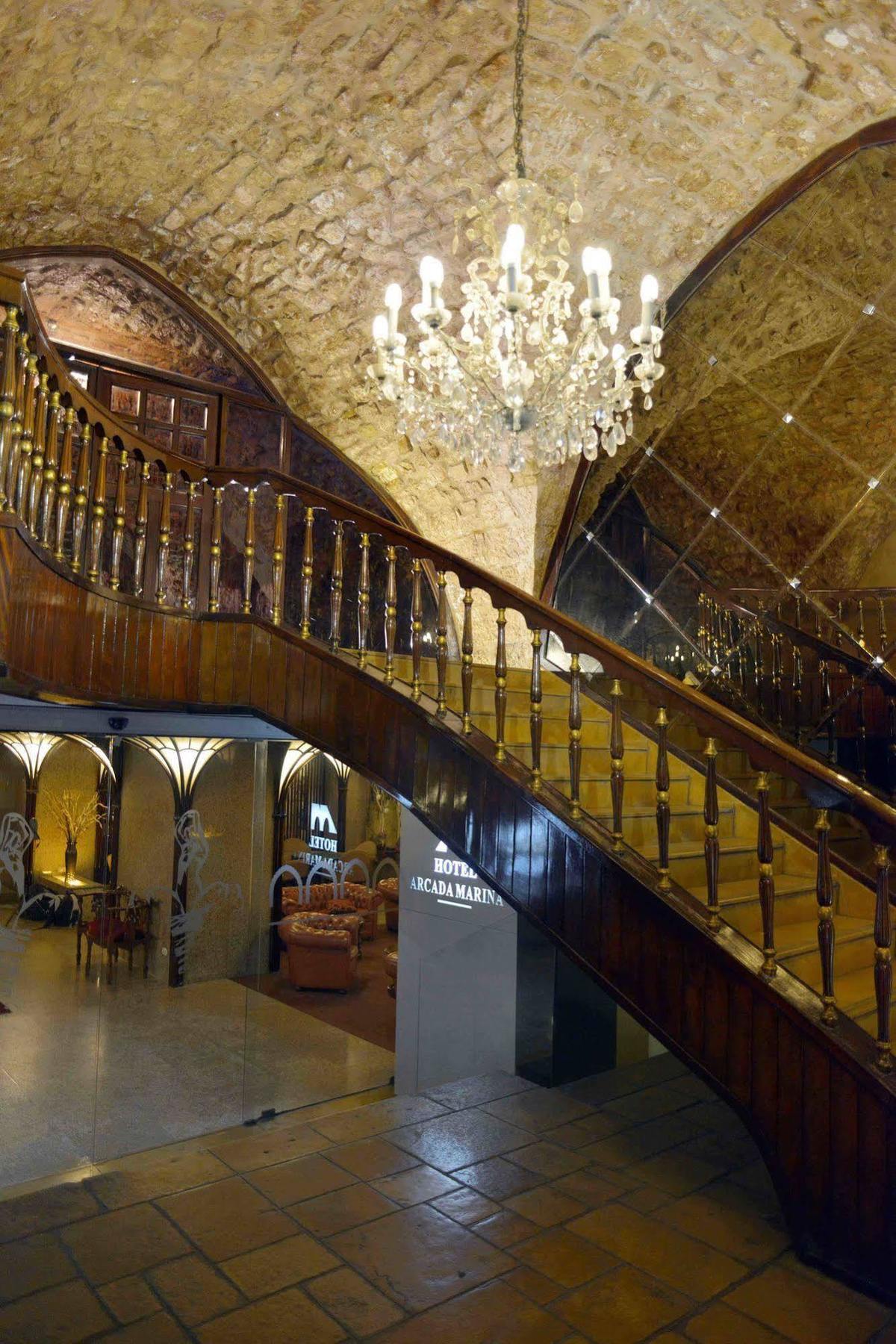 Arcada Marina Hotel Jounieh Exterior foto